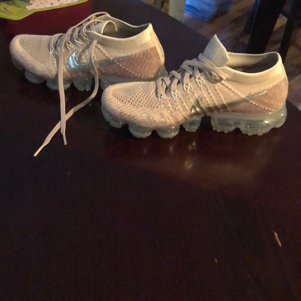 Nike Vapormax Women’s 7.5 amazing condition